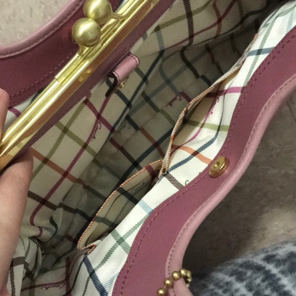 Pink leather Coach bag - Picture 5 of 7